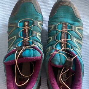 Salomon Ultra Glide Low Top Trail-Running Hiking Shoes, Blue, Women's Size 8.5